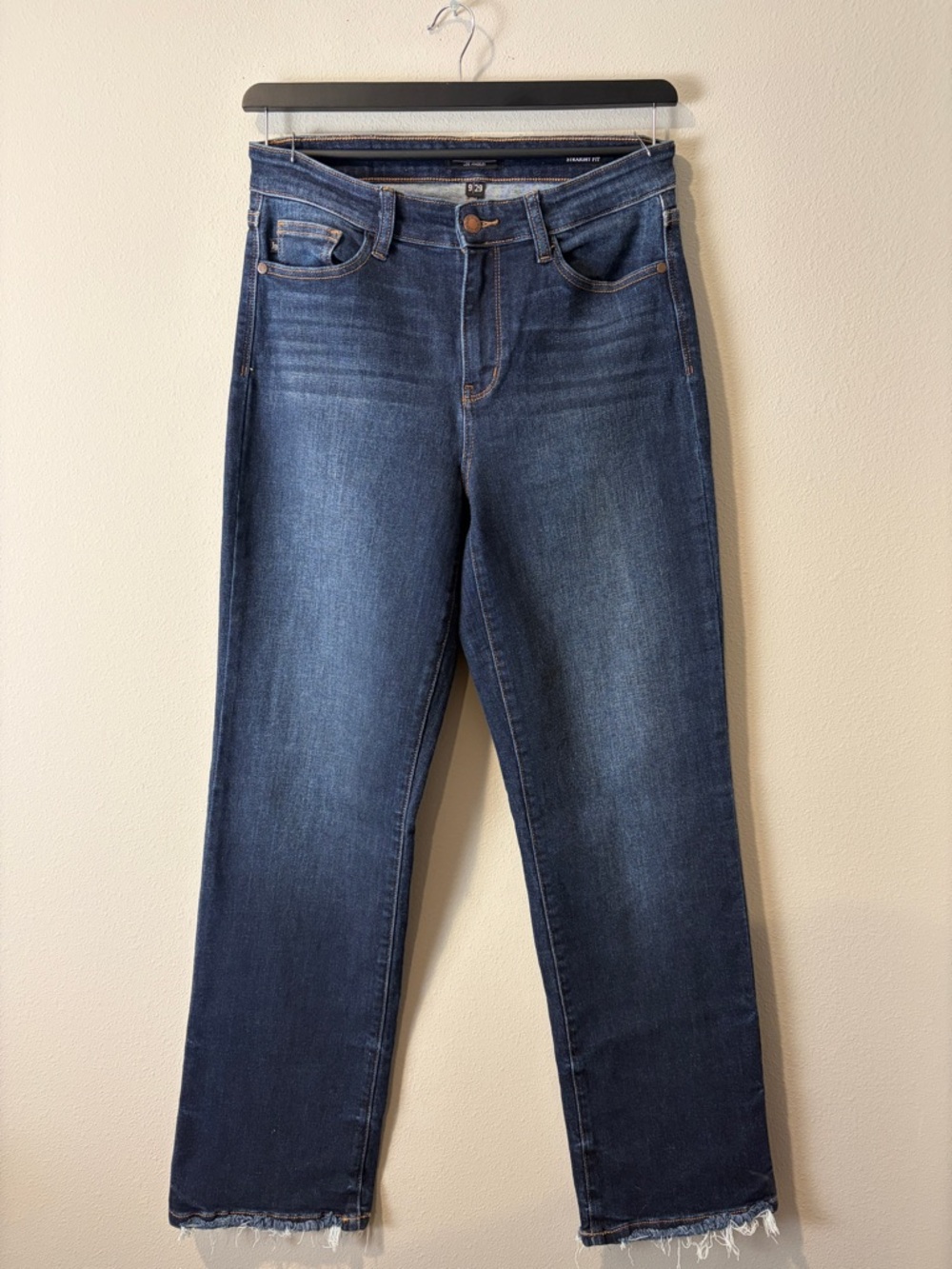 Judy Blue Frayed Bottom Straight Fit Size 9/29